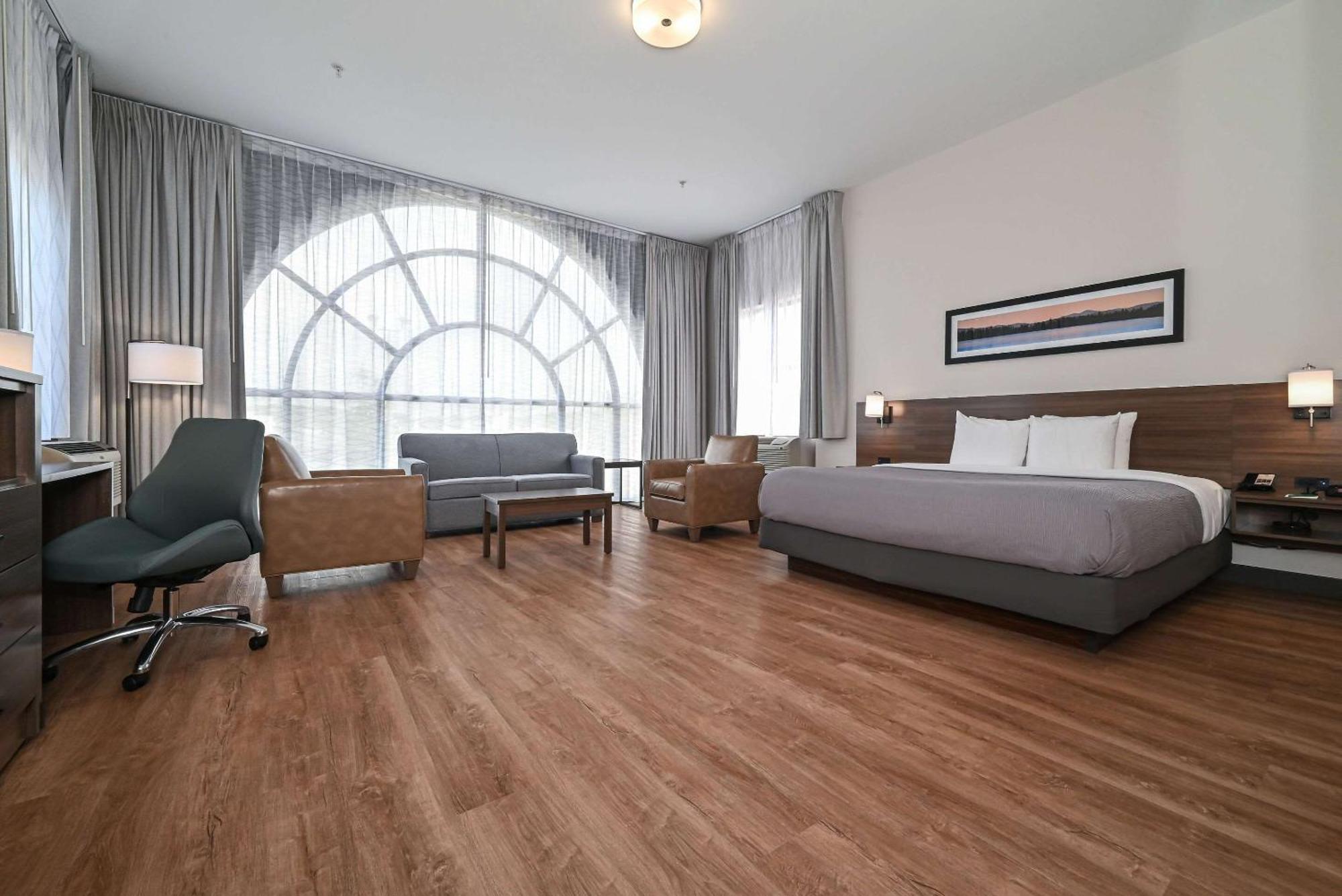 Quality & - Charlotte Hotel