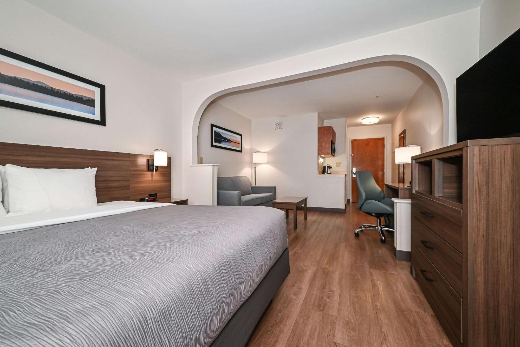 Hotel Quality & - Charlotte