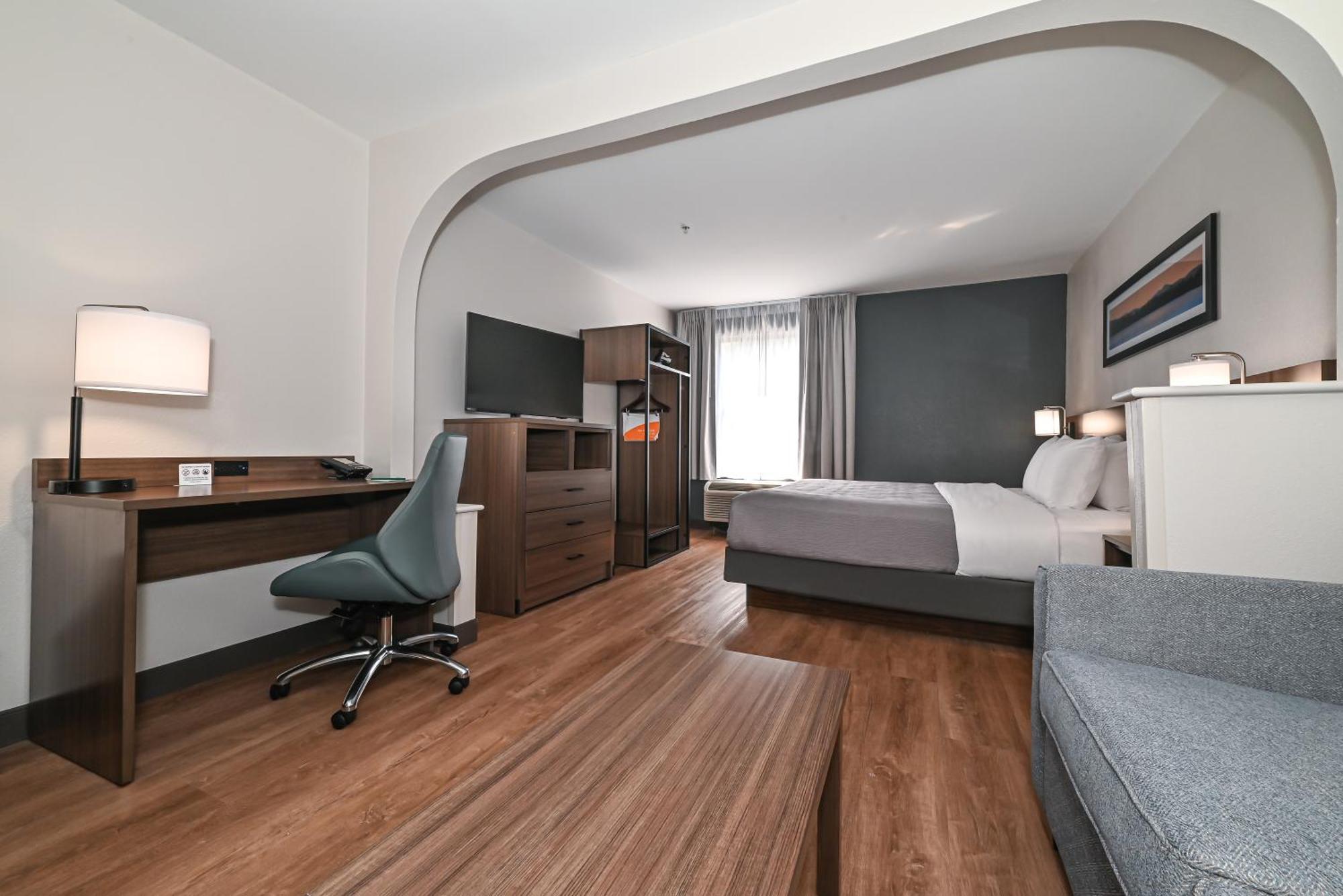 Hotel Quality & - Charlotte 3*